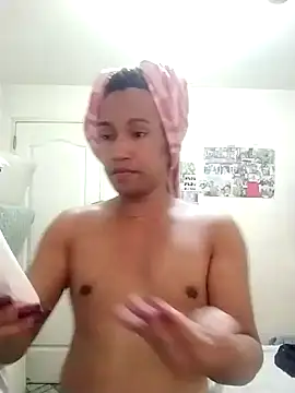 Snapshot of Angel_Camshot chatting on February 6, 7:56 am Angel Camshot online show from February 6, 7:56 am