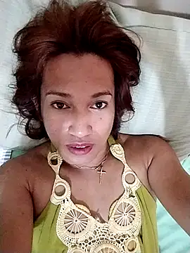 Snapshot of Angel_Camshot chatting on February 20, 8:28 am Angel Camshot online show from February 20, 8:28 am