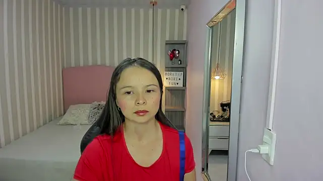 Snapshot of LORELAIGIVEN chatting on October 8, 12:25 pm LORELAIGIVEN online show from October 8, 12:25 pm