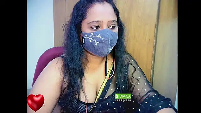 Snapshot of sexynayan23 chatting on February 11, 12:27 pm sexynayan23 online show from February 11, 12:27 pm