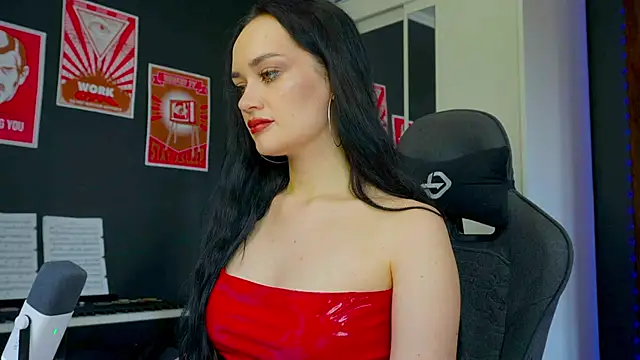 QueenAliss online show from September 26, 5:33 am