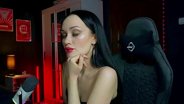 QueenAliss online show from January 8, 10:17 am