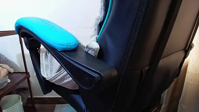klylls squirt  online show from May 14, 7:42 pm