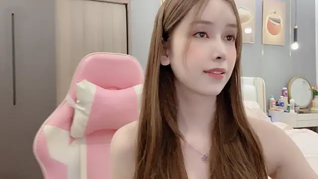 ANNA102 online show from January 9, 4:49 pm