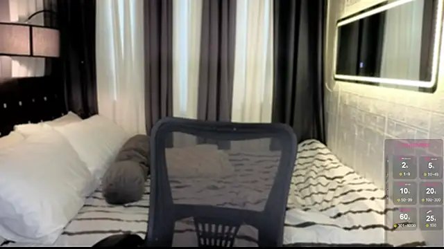 Snapshot of ThegirlNamedMaria chatting on December 18, 7:25 am ThegirlNamedMaria online show from December 18, 7:25 am