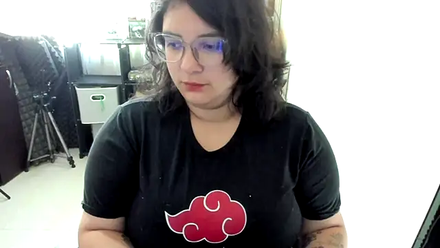 aika-dreams online show from November 27, 1:02 pm