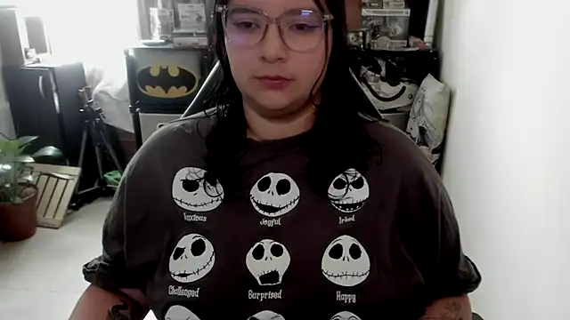 Snapshot of aika-dreams chatting on February 16, 12:56 pm aika-dreams online show from February 16, 12:56 pm