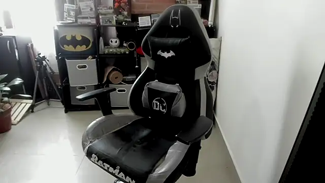 Snapshot of aika-dreams chatting on March 6, 1:51 pm aika-dreams online show from March 6, 1:51 pm