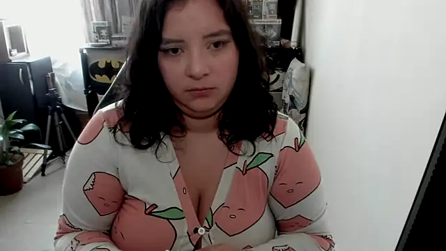 Snapshot of aika-dreams chatting on April 4, 1:52 pm aika-dreams online show from April 4, 1:52 pm