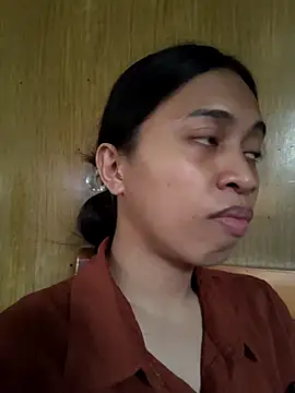 Snapshot of Urworldclasstrans chatting on March 19, 6:50 am Urworldclasstrans online show from March 19, 6:50 am