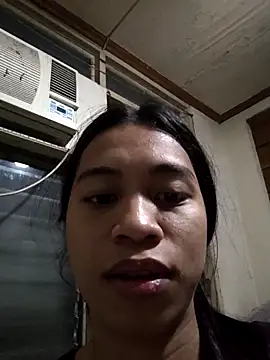 Snapshot of Urworldclasstrans chatting on April 2, 7:44 pm Urworldclasstrans online show from April 2, 7:44 pm