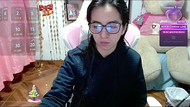 Maggie Fox3 online show from January 10, 12:45 am