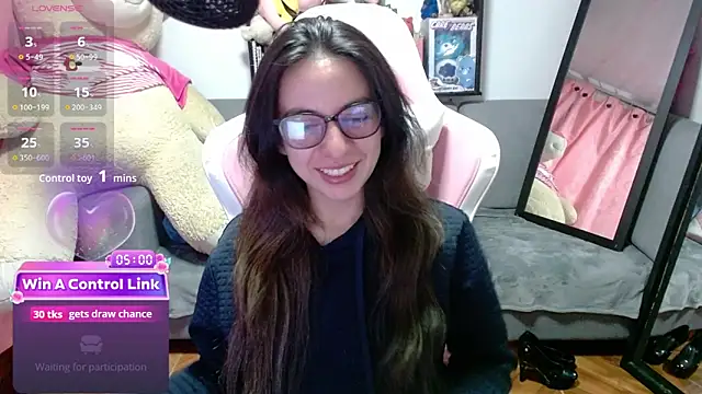 Maggie Fox3 online show from March 15, 1:00 am