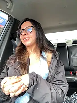 Maggie Fox3 online show from April 2, 3:20 pm