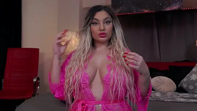 Larissa K online show from January 29, 9:28 pm