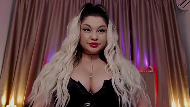 Larissa K online show from October 26, 1:06 pm