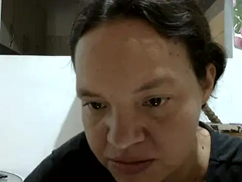 Snapshot of ElizabethMartinez chatting on February 2, 4:11 pm ElizabethMartinez online show from February 2, 4:11 pm