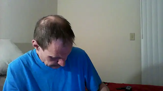 Snapshot of Jbblair01 chatting on June 10, 3:39 am Jbblair01 online show from June 10, 3:39 am