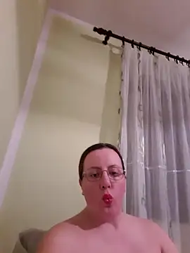 Snapshot of Goodass7 chatting on February 24, 5:31 pm Goodass7 online show from February 24, 5:31 pm