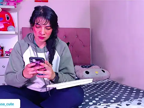 Vannessa  Shy online show from November 25, 11:38 pm