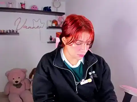 Snapshot of Vannessa__Shy chatting on April 19, 12:54 am Vannessa Shy online show from April 19, 12:54 am