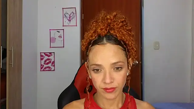 SexyLeilaa online show from February 3, 1:48 am