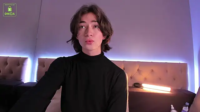 NickieRainer online show from September 21, 3:35 pm