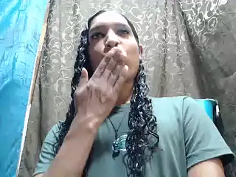 Snapshot of shairaStarr chatting on September 10, 6:52 pm shairaStarr online show from September 10, 6:52 pm