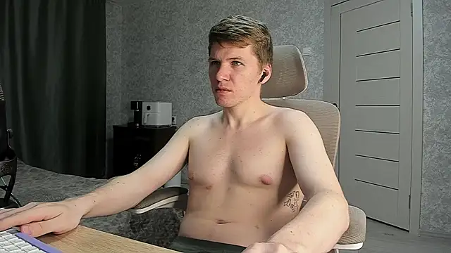 Snapshot of Bananas_dick chatting on June 21, 5:26 pm Bananas dick online show from June 21, 5:26 pm