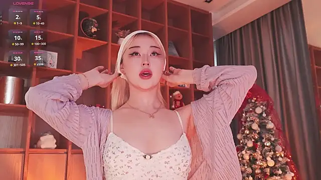 Snapshot of hyun_chia chatting on January 14, 3:01 am hyun chia online show from January 14, 3:01 am