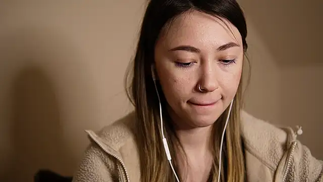 Snapshot of chibi_moon_ chatting on January 10, 8:15 pm chibi moon online show from January 10, 8:15 pm