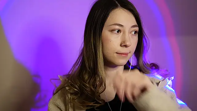 Snapshot of chibi_moon_ chatting on February 13, 9:17 pm chibi moon online show from February 13, 9:17 pm