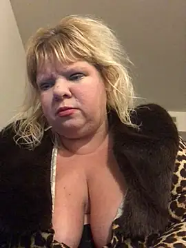 JemJensen30 online show from December 14, 7:51 am
