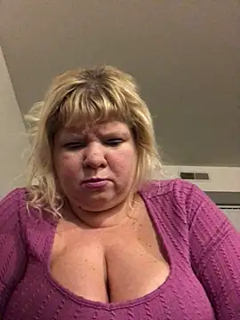 JemJensen30 online show from December 19, 7:07 am