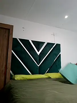 SweetAppleCandyxx online show from December 18, 6:52 am