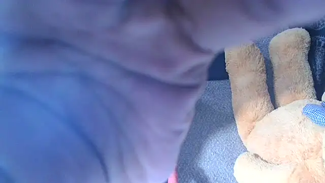 LunaRai online show from February 4, 3:33 am