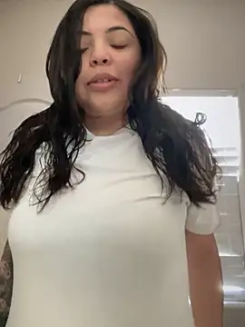 drizzypeach602 online show from February 24, 7:52 pm