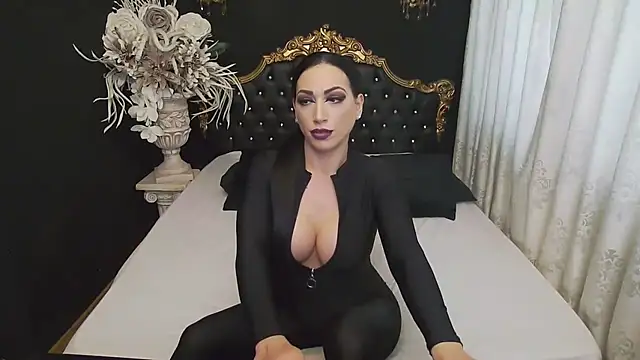 MichaelaDark online show from January 6, 7:31 am