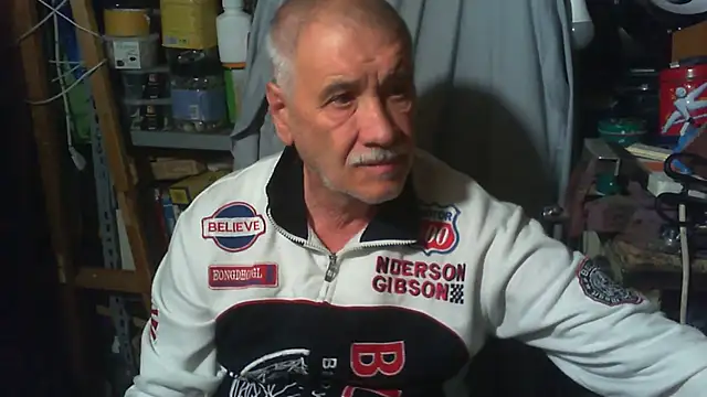 nonnomaturobisex online show from October 2, 6:53 am