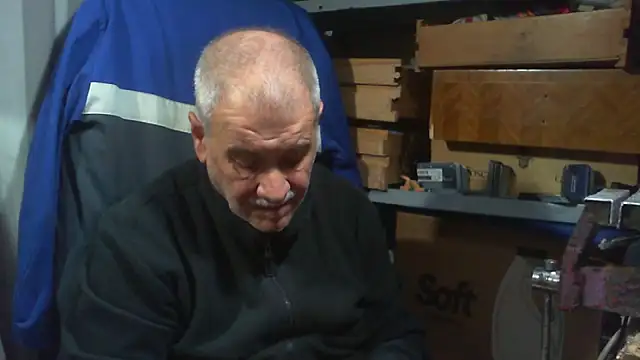 nonnomaturobisex online show from December 22, 11:40 am