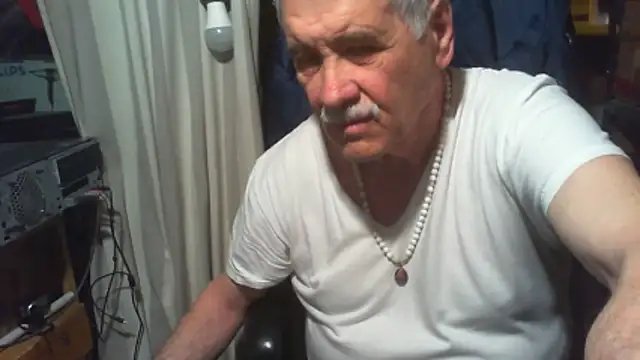 nonnomaturobisex online show from May 19, 8:31 am