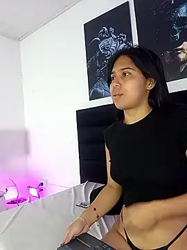 Snapshot of SARA_MILLER69 chatting on March 28, 12:16 pm SARA MILLER69 online show from March 28, 12:16 pm