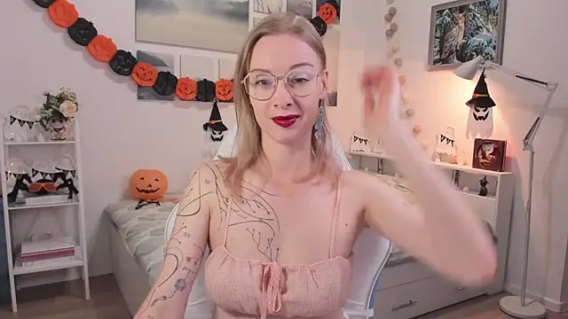 MissRightX online show from October 24, 7:38 am