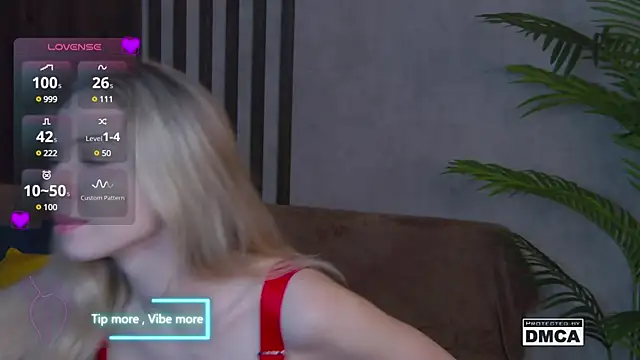 Holl1Would online show from January 27, 10:16 pm