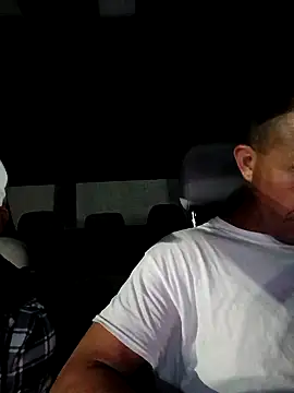 Roberts8inchcock online show from November 4, 3:38 am