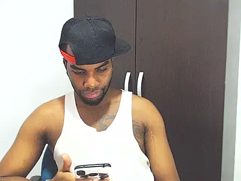 Rene hotman online show from March 14, 7:55 pm