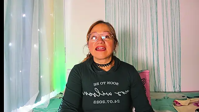 anthonela mature  online show from February 17, 8:48 pm