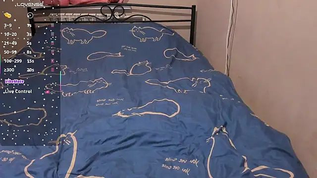 eva zero online show from March 30, 2:07 pm