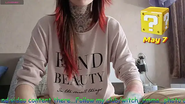 Witch Emma online show from May 7, 7:14 am