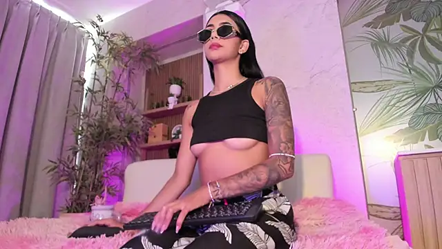 AntonellaRossi online show from May 12, 8:06 pm